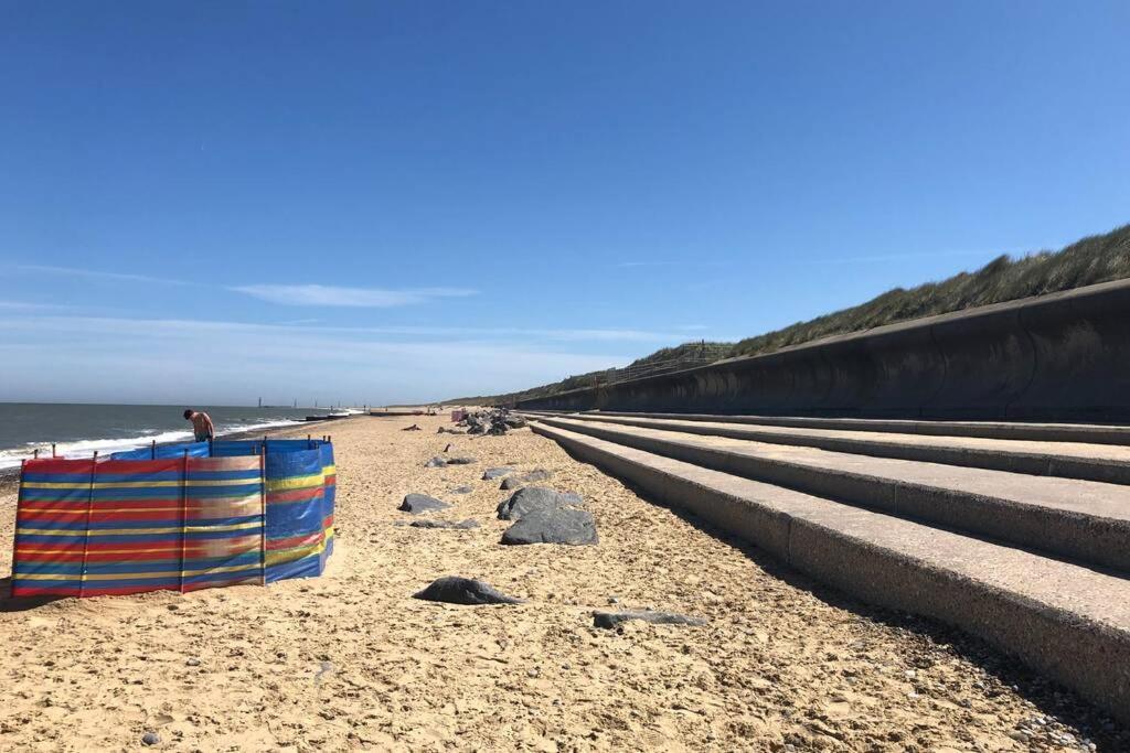 Dog Friendly Cottage 2 Mins To Beach With Hot Tub And Zappi Ev Lessingham Екстериор снимка